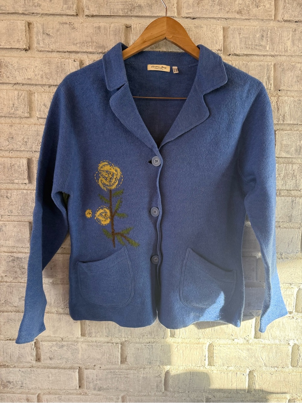 Carolyn Taylor Navy Floral Appliqué Button Cardigan